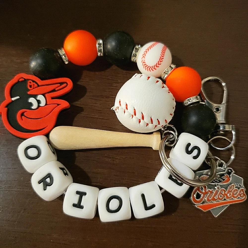 Handmade Orioles Beaded Silicone Focal Bead Wristlet Keychain Bracelet